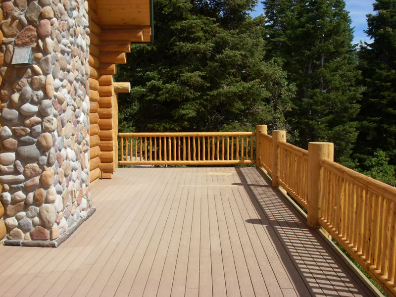 Trex deck with log railing
